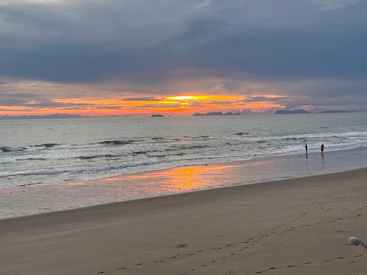 Lanta Seafront Resort Koh Lanta Luaran gambar